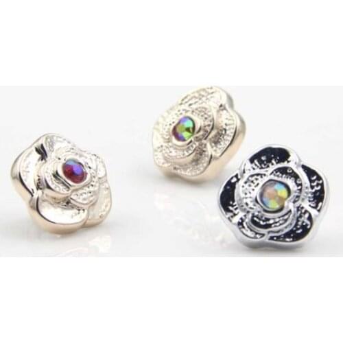 10pcs/lot Button 12mm three-dimensional flower plastic diamond shirt buckle Gold silver spring and summer shirt cardigan buckle