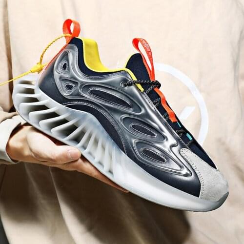 Blade Shoes For Men Running Sneakers Outdoor Trendy Reflective Casual Footwear Height Increase Chunky Trainers Non-slip Big Size