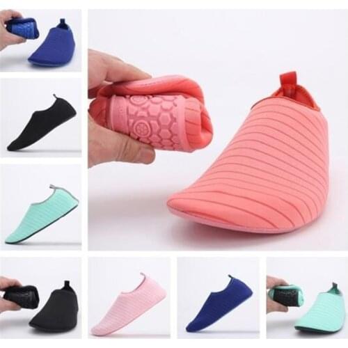 Men Women Water Shoes Swimming Shoes Solid Color Summer Beach Shoes Socks Seaside Sneaker Slippers For Men Zapatos Hombre