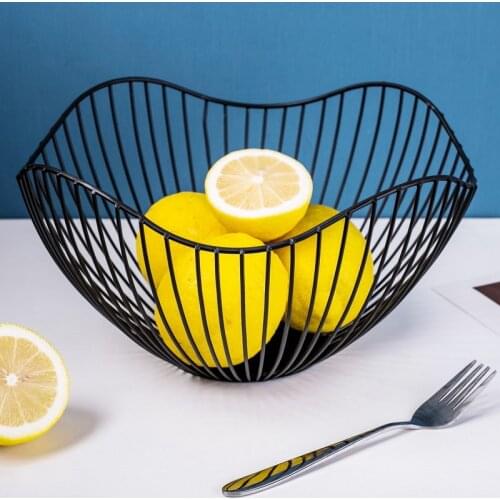 Nordic Creative Living Room Home Snack Fruit Tray Golden Simple Wrought Iron Drain Fruit Plate Metal For Wedding Decoration