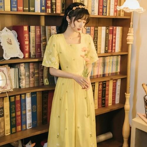 French Niche Sweet Dress Women 2021 Summer New Vintage Square Neck Elegant Floral Dress Female Sen Gentle Maxi Skirt Fairy Dress