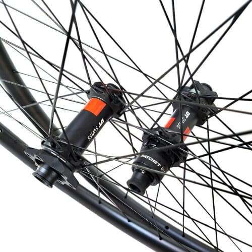 Ultralight 1250g 29er MTB XC 33mmx30mm Asymmetric Clincher Tubeless carbon wheelset DT240 straight pull hub boost XD HG 12s bike