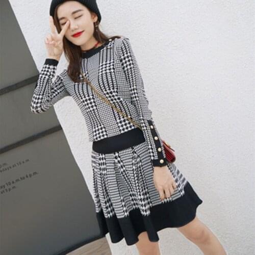 2021 New Knit Long Sleeve Sweater Skirt Suits Women Sweet O-Collar Knit Crochet Grid Crop Top A-line Skirt Womens 2 pcs Set