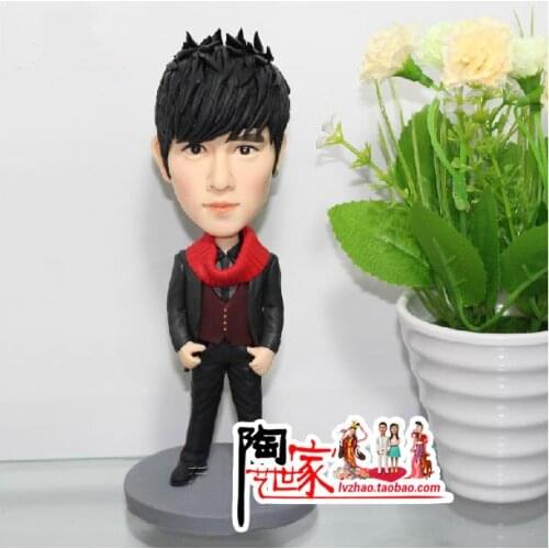 Minions wedding Toys 2019 Top Fashion Doll Toy Valentines Day To Send His Girlfriend A Gift Unique Custom Wedding Cake Topper