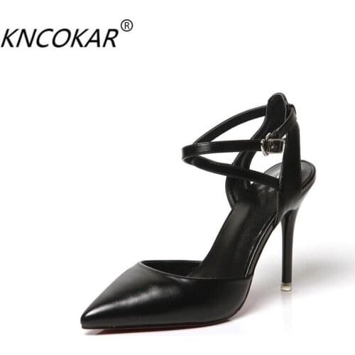 The spring and summer of spring and summer is a new pointy shingle single heel shoe, silver high heels, a flip-flop sandals