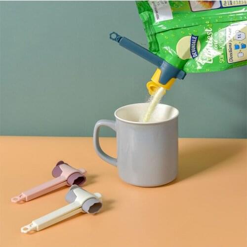 Creative Plastic Bag Clips For Food With Pouring Mouth Kitchen Gadgets Sealing Clips Snack Food Storage Tools