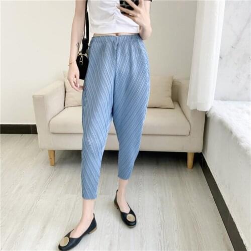 Miyake pleated fashion harem pants 2021 summer new casual high waist small feet thin fashionable large size wild carrot pants