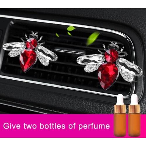 2PC Crystal Lovely bee Car perfume Diamond Air conditioner Outlet clip decoration Car Air Freshener Car Styling Cute Perfumes