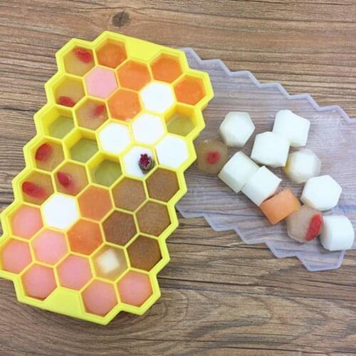 BPA Free Honeycomb Ice Cube Tray 37 Cubes Silicone Ice Cube Maker Mold With Lid Ice Cream Whiskey Cocktail Cold Drinking Tool