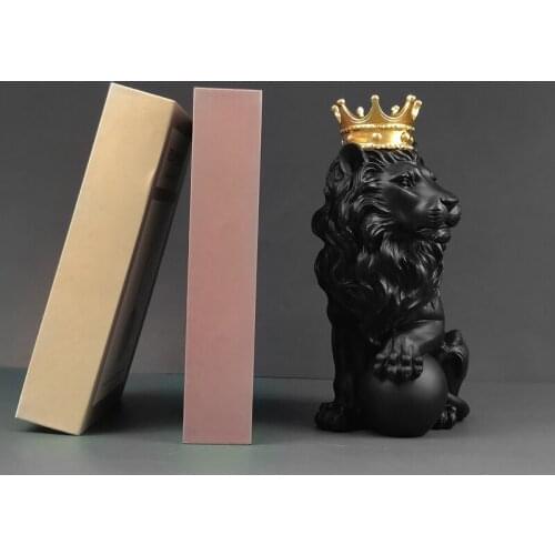 Modern Resin Crafts Lion Catching Ball Statue,Lucky Crown Lion Simulation Sculpture Home Office Decoration