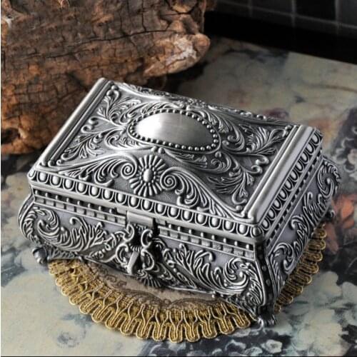 Size L Vintage Jewelry Box Flower Carved Metal Jewelry Case Zinc-aloy Trinket box Gift Storage Orgnizer Home Decoration Item