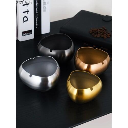 Creative Heart-shaped Stainless Steel Ashtray Large Capacity Office Household Simple Anti-fall Portable Ashtray Home Decoration