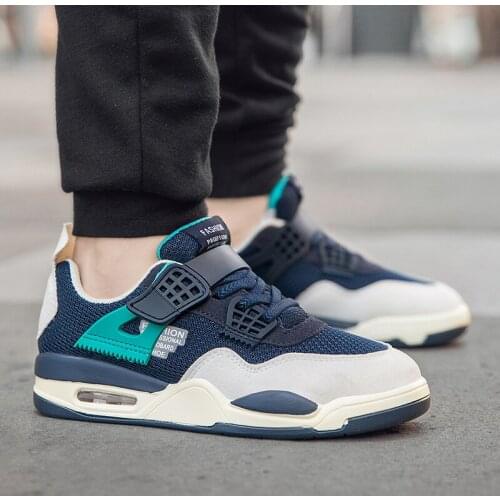 ZHIのJIA Skateboarding Shoes