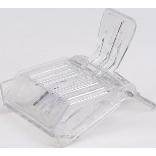 Hot Sale 2 PCS Beekeeping equipment Isolation room Insectary box Bee Tools Queen cage Colorless plastic clip Bee Clip
