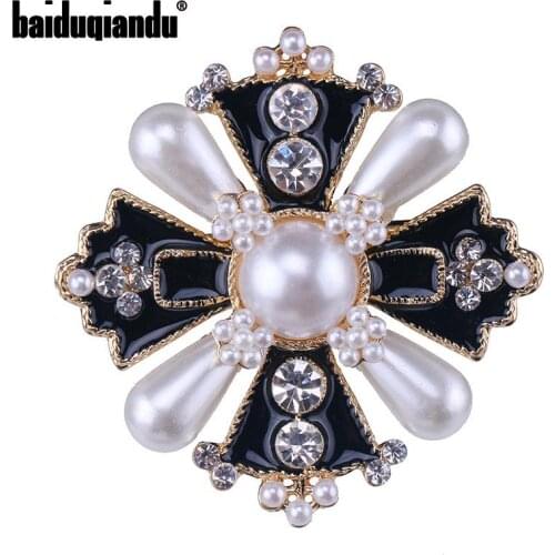Baiduqiandu Brand New Arrival Simulated Pearl Vintage Style Cross Brooches for Women Fashion Dress Coat Accessories Jewelry