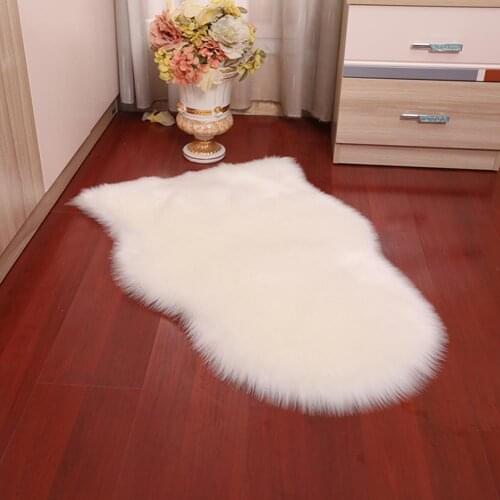 Soft Faux Sheepskin Carpet Fur Chair Couch Cover Rug Bedroom Floor Sofa Living Room Mats Silky Rugs 2 x 3 Feet