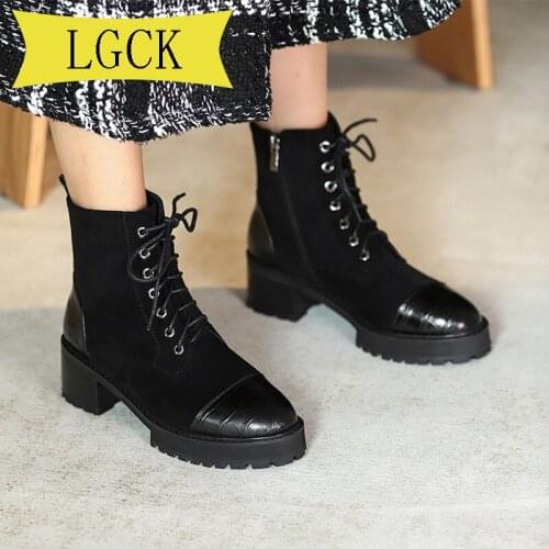 Plus Size 34-43 Boots Female 2020 Genuine Leather Women Booties Lace Up Black Winter Women Shoes Non-slip Girl Martin Boots
