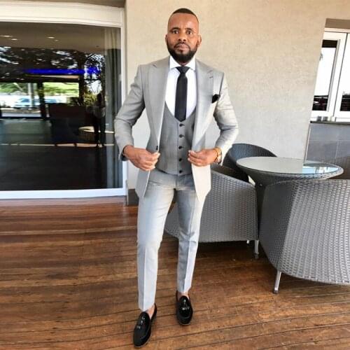 2021 Silver Three Pieces Wedding Tuxedos Formal For Weddings Evening Prom Classic Fit Peaked Lapel Bridegroom Best Mens Suits
