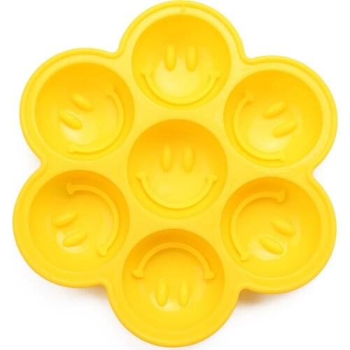 1PC 7 Grips Baking Tools Silicone Cake Mold Pudding Handmade Soap Mold Smile Face Ice Cream Chocolate Mold Random Color LB 365