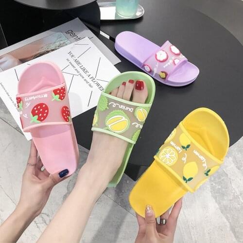 2021 Cartoon shoes Outdoor Summer New Women Slippers Thick-heeled Soft-face Ladies sandals shoes Women Slippers TX256