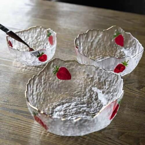 Phnom Penh Transparent Glass Salad Bowl Hand-Painted Strawberry Fruit Plate Creative Home Japanese Dessert Tableware