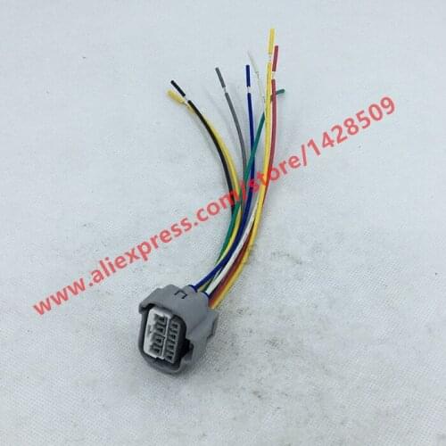 8 Pin Auto Headlights Lamp Holder Plug Socket For Trucks Auman ETX