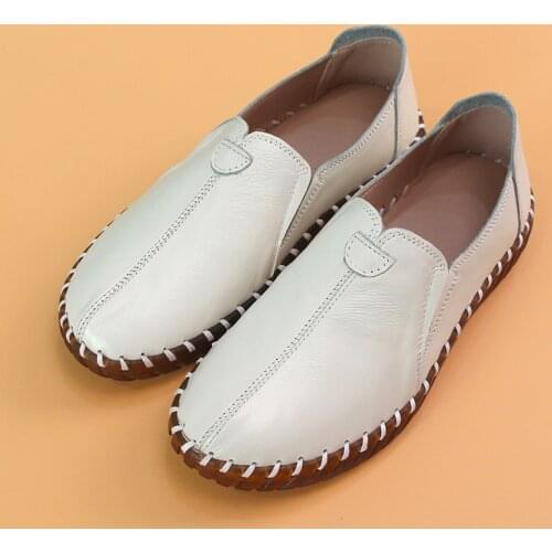 New Women Flat Elderly Shoe White Black Hollowed Moccasins For Women Leather Breathable Loafers Shoes Womens Casual Flat Shoes