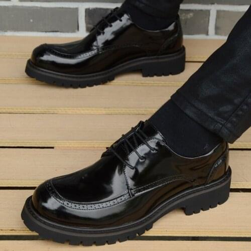 2021 New Mens Casual Shoes Trend Wild Fashion Mens Shoes Low Top Thick-soled Shoes Men Leather Shoes Men Zapatos De Hombre