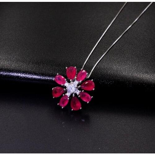Flower shape New Design pendant necklace nature stone Milkly Green High Quality Cubic zirconia Fashion jewelry For Women Gifts