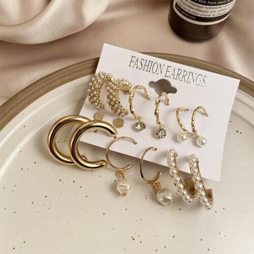 European and American fashion fashion new pearl inlaid lady earrings creative French retro gold earring set 6 pieces earrings dr