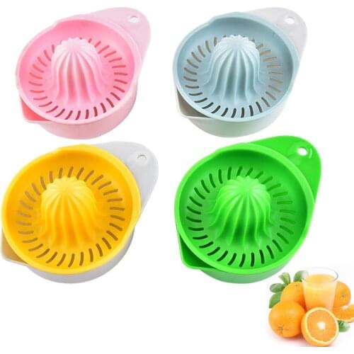 Manual fruit juicer green yellow simple plastic juicer convenient lemon juicer manual lemon juicer
