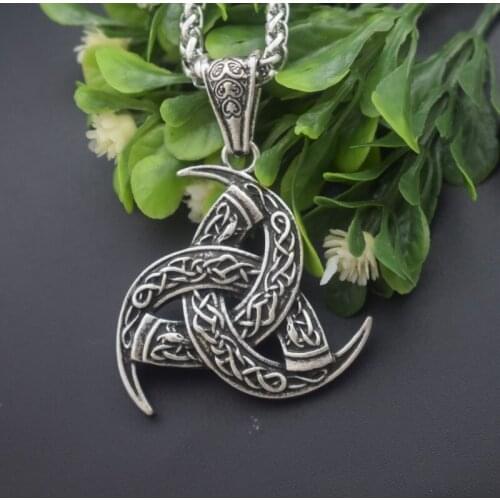 Triangular Celt Knot Necklace Charm Chain Viking Triple Knot Pendants