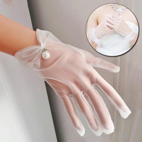 1Pair Bride Wedding Gloves White Short Design Lace Gauze Transparent Women Glove Mesh Bow Pearl Princess Party Accessories