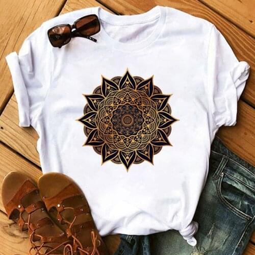 Beautiful Mandala Print Short Sleeve Tshirt Women Aesthetics Tee Graphic Tshirt Female Clothing Oversized Camisetas Verano Mujer