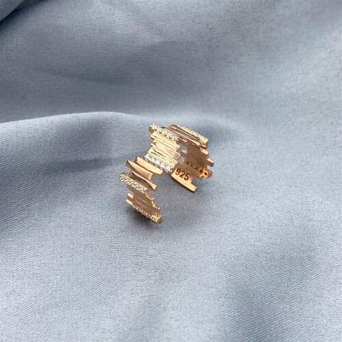 Rose Plated Zircon Serrated Ring