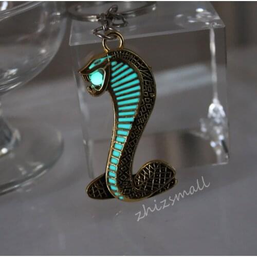 Cobra keychain snake key chain Rattlesnake key ring GLOW in the DARK Luminous keychain women men Car bag key chain