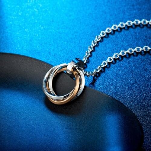 Japanese and Korean hip-hop trendy mens three-ring titanium steel necklace net celebrity three-ring art pendant
