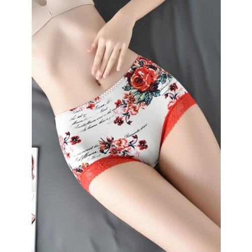 2020 Womens briefs Comfortable All cotton seamless abdomen Cotton Middle waist underwear Women Sexy Ultra-thin Panties Elegant