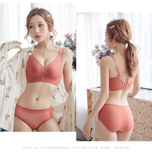 Women Thin Underwear Adjustable Push Up Small Breasts Sexy Wire Free Plus Size Tops Brassiere Seamless Bra Section Received