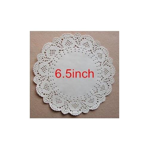 200 Vintage 6.5inch Paper Doilies / Doyleys Lace Crafts CH5042704