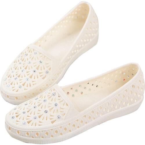 Women Clogs Mules Jelly Water Sandals Non-slip 2021 Summer Female Flat Slippers Shoes Lady Girls Cool Hollow EVA Garden Sandals