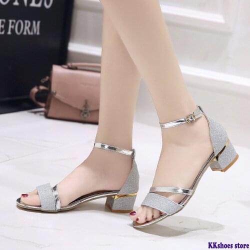 Summer Women Sandals Peep Toe Ladies Low Heel Buckle Sandals Gold Silver Gladiator Sandals Casual Fashion Female Shoes