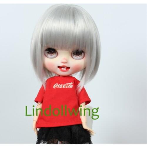 9-10 inch Blyth Wig Short Straight Sliver Hair