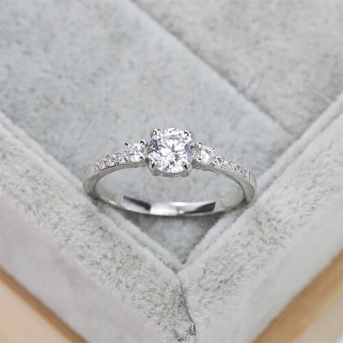 Best selling European and American S925 silver fashion wedding ring row diamond zircon round crystal luxury jewelry womens gift