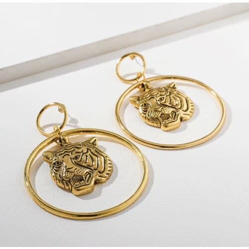 Fashion Lady Tiger Round Gold Pendant Dangle Earrings for Women Wedding Party Accessories Mujer Boucles D Oreille Femme 2021