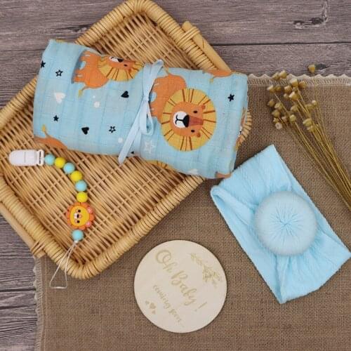 Gift Bags Custom Logo Baby Shower Gift Set with Teething Wooden Milestone Rattle headband newborn swaddle set