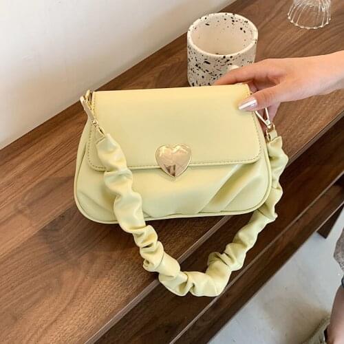 Summer 2021 New Trendy Fashion Messenger Bag Folds Cloud Bag Design Solf Leather One Shoulder Crossbody Bag Girls Hand Bag