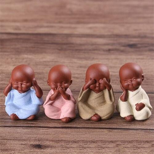 Small Buddha Statue Monk Ceramic Ornaments Mandala Tea Pet Ceramic Car Crafts Decorative Auto Interior Accessories