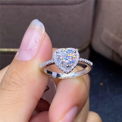 Geoki Passed Diamond Test 1 CT Perfect Cut D Color VVS1 Moissanite Heart Ring 925 Sterling Silver Wedding Rings Luxury Jewelry