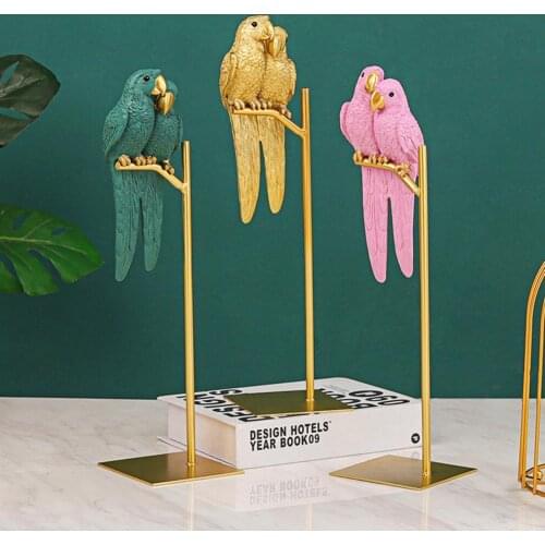 Nordic Bird Simple Style Ornament Multi-color Couple Parrot Design Delicate Realistic Parrot Resin Ornaments for Garden